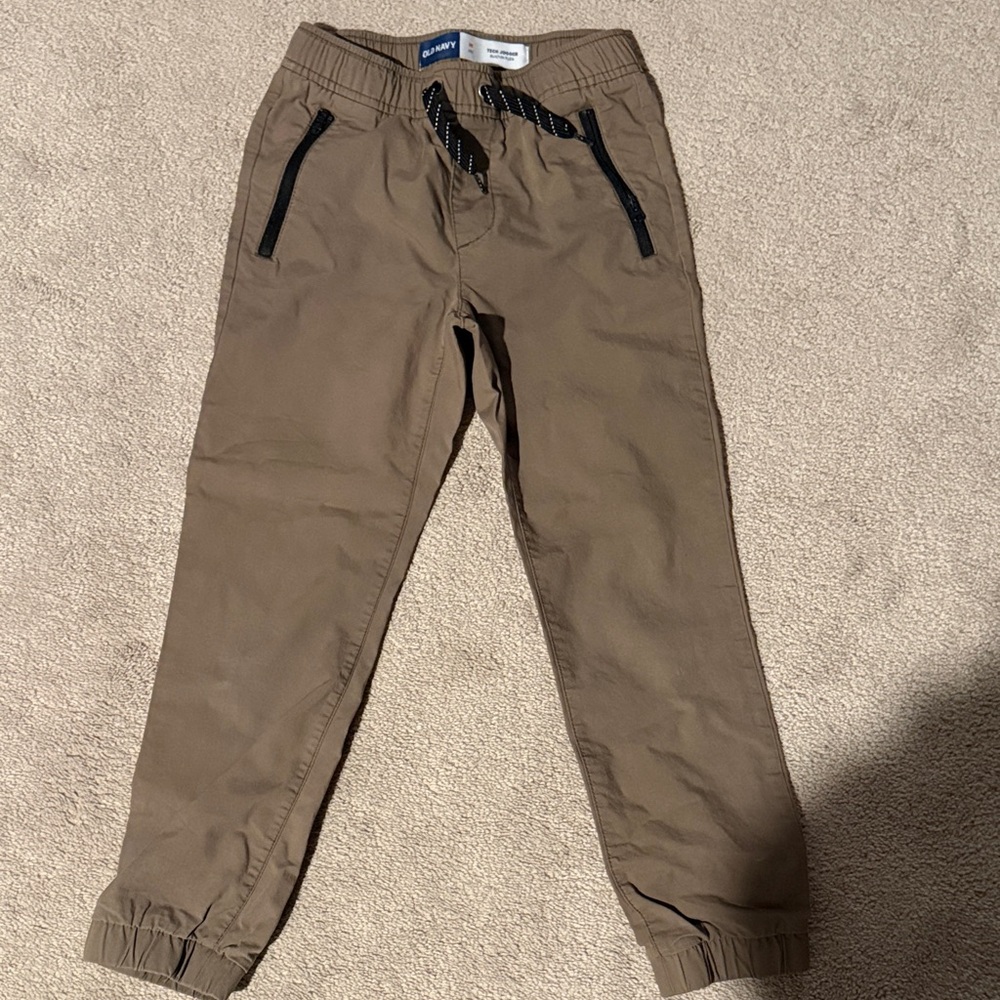 Old navy Brown Tech Joggers. Never worn.